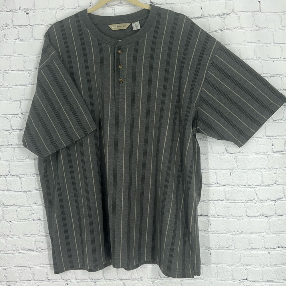 Men’s Basic Equipment 3 button tee XL 60% cotton 40% polyester